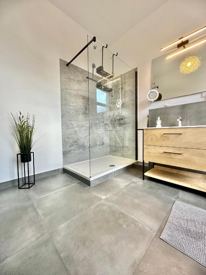 Exklusives City-Apartment Im Herzen Oldenburgs Mit Balkon Und Parkplatz A36 מראה חיצוני תמונה